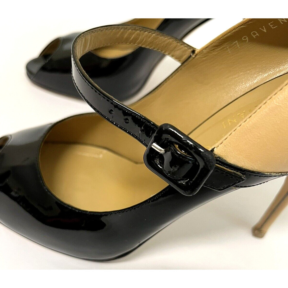 Valentino Garavani Black Patent and Tan Leather Mary Jane Peep-Toe Heels - Picture 7 of 13